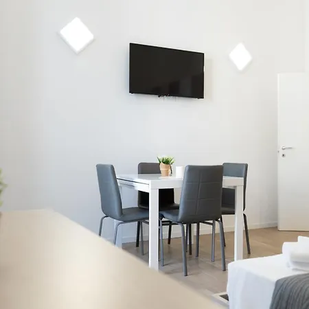 Dream Palace Apartman Bari